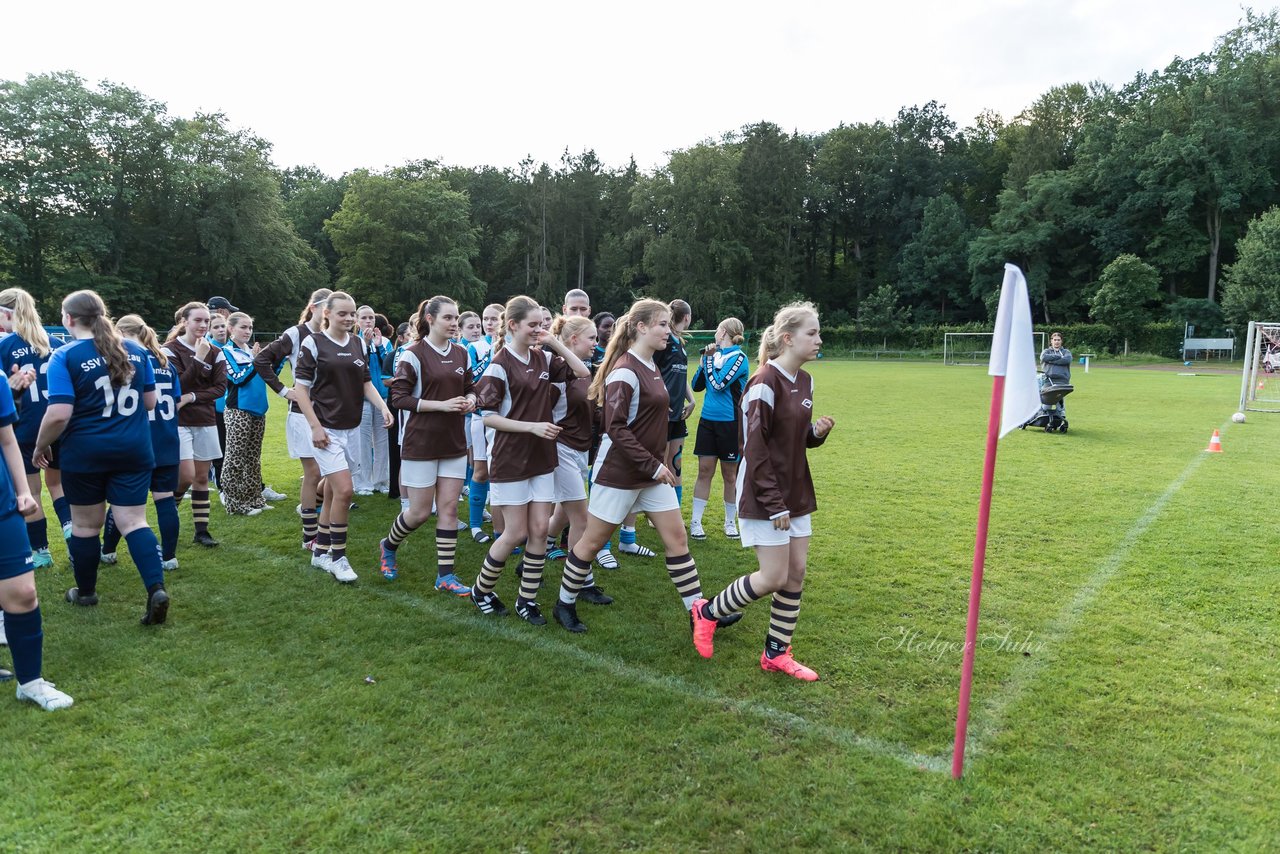 Bild 66 - Loewinnen Cup